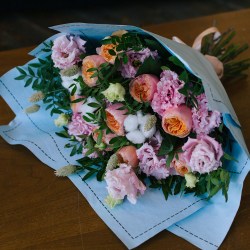 Цветы недорого в Новосибирске - сборный букет с бесплатной доставкой