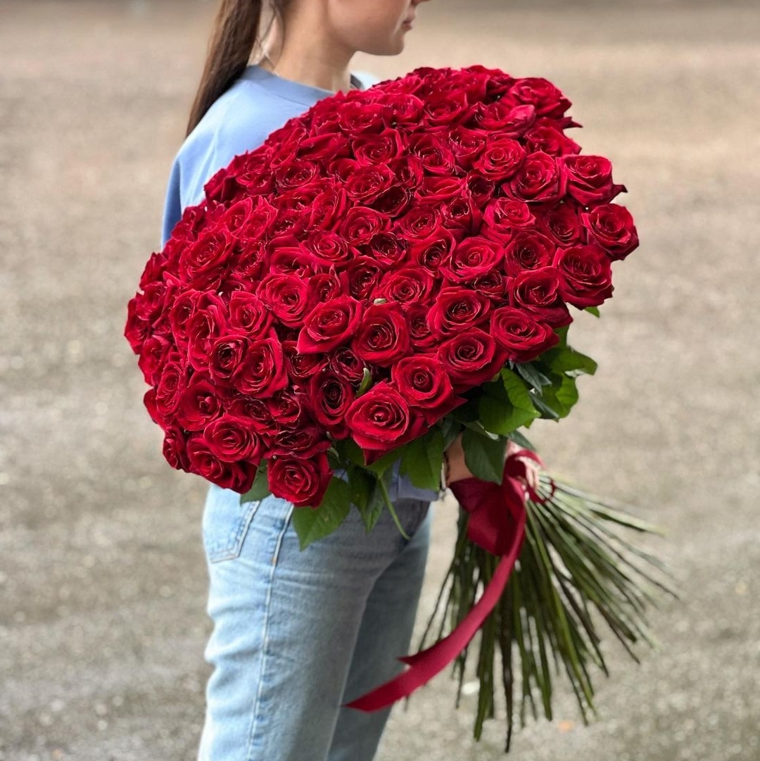 Высокие красные розы 1,2 метра