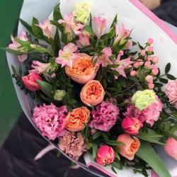 Купить цветы в Новосибирске - авторский букет