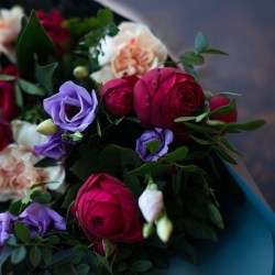 Букет цветов в Новосибирске - недорогие цветы - бесплатная доставка 24 часа